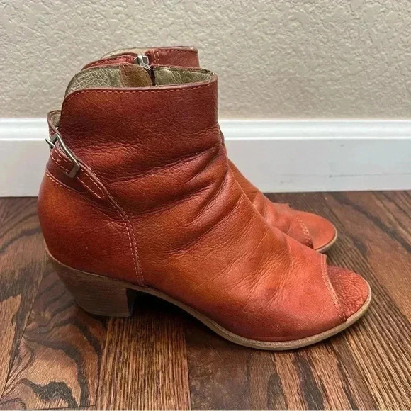 Matisse Folk Brick Red Leather Peep Toe Booties Boots Shoes Lulus Size 7.5 $167 - Picture 2 of 16